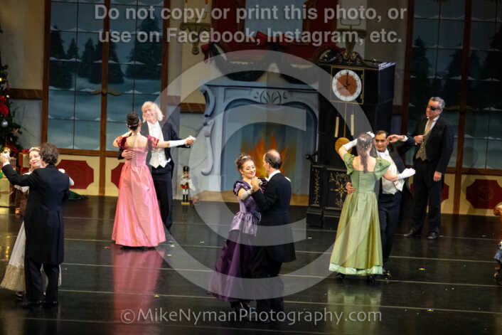 20251220182908-EQ7A0627