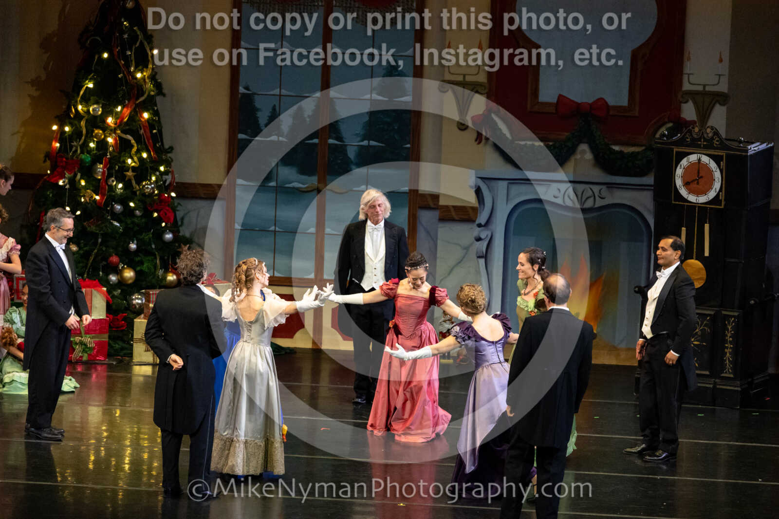 20251220182916-EQ7A0632