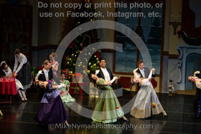 20251220182958-EQ7A0682