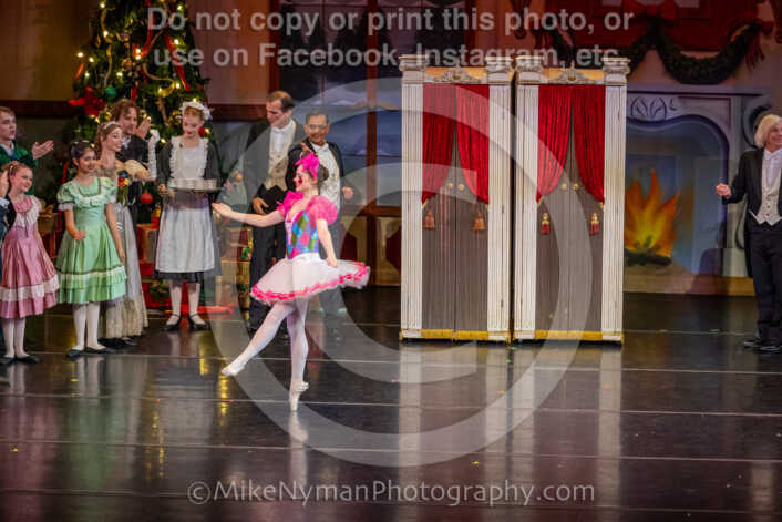 20251129192204-R62-129595