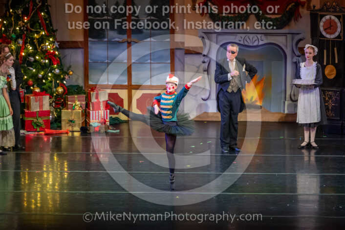 20251129192338-R62-129683