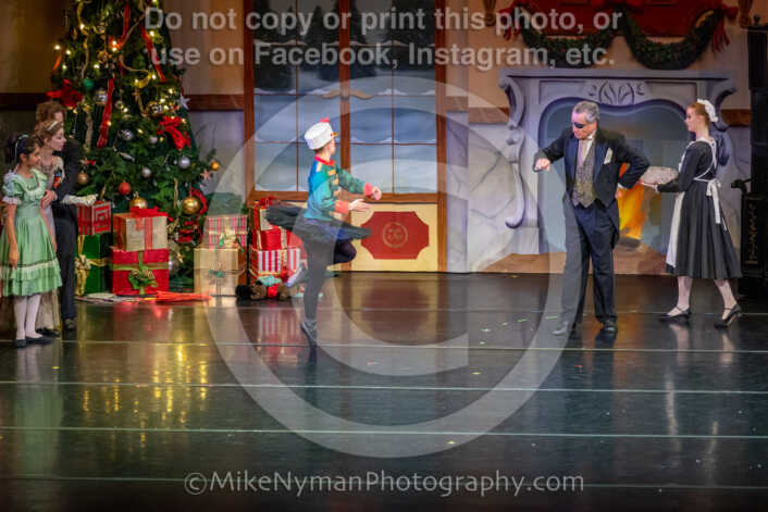 20251129192343-R62-129696