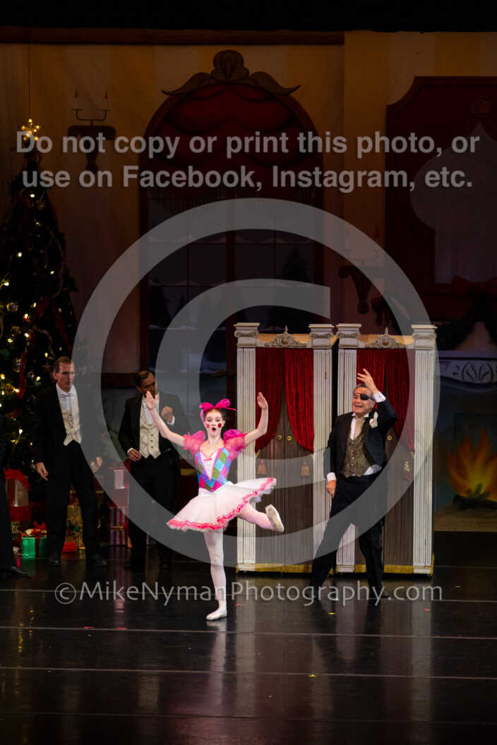 20251220182029-EQ7A0246