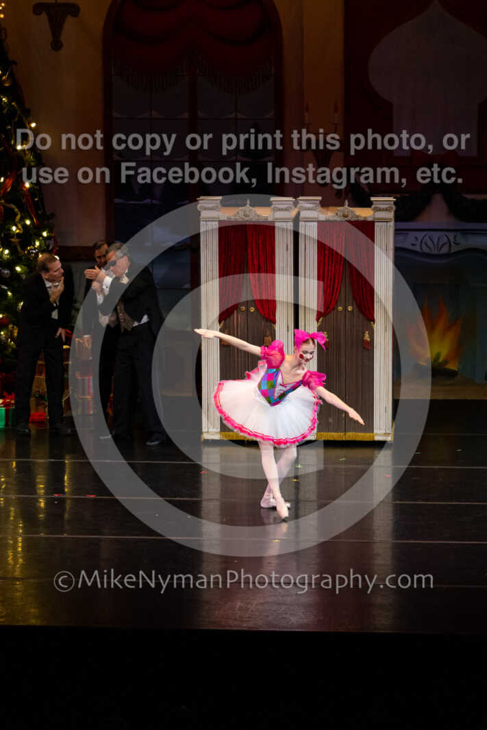 20251220182115-EQ7A0276