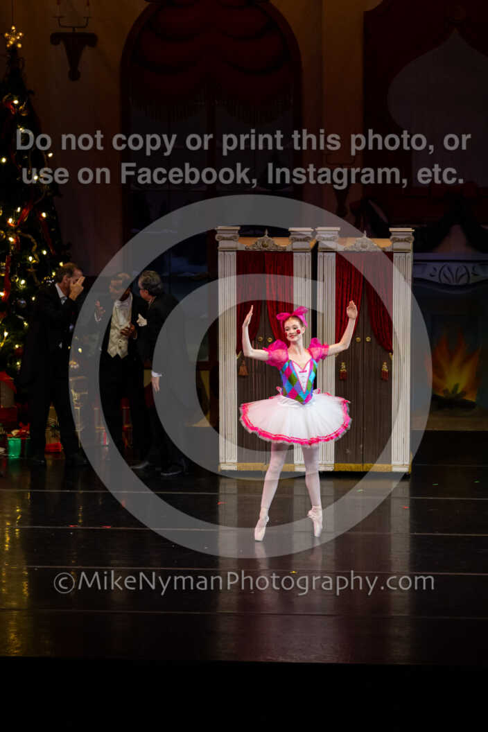 20251220182119-EQ7A0280