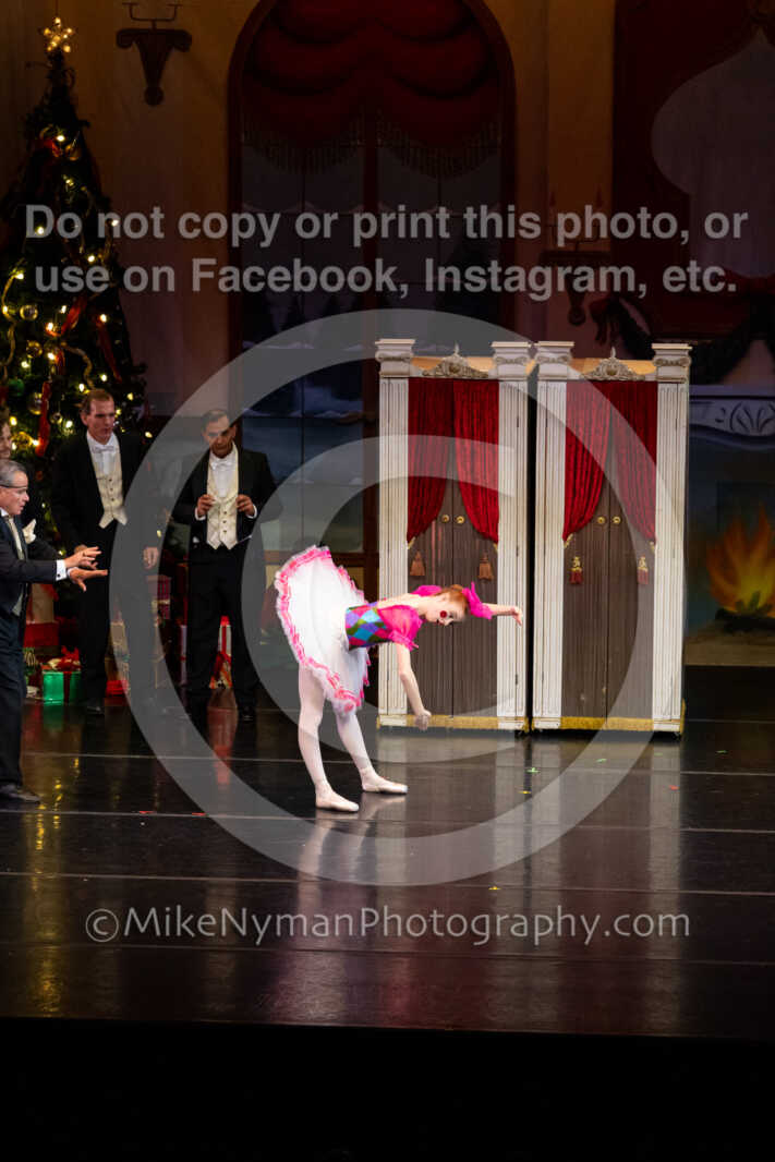 20251220182136-EQ7A0316