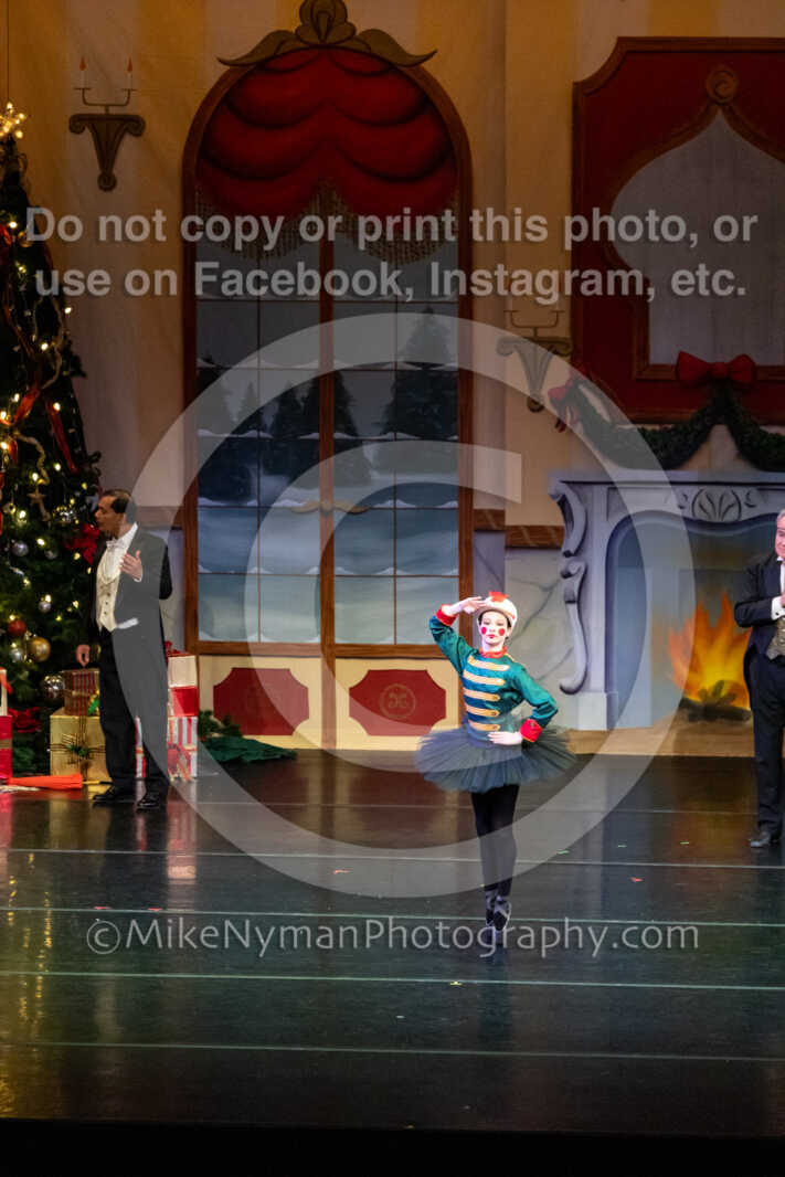 20251220182330-EQ7A0435