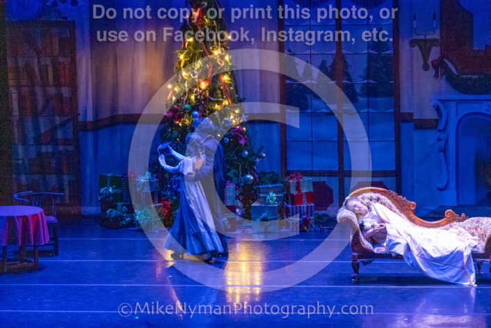 20251129193229-R62-130080