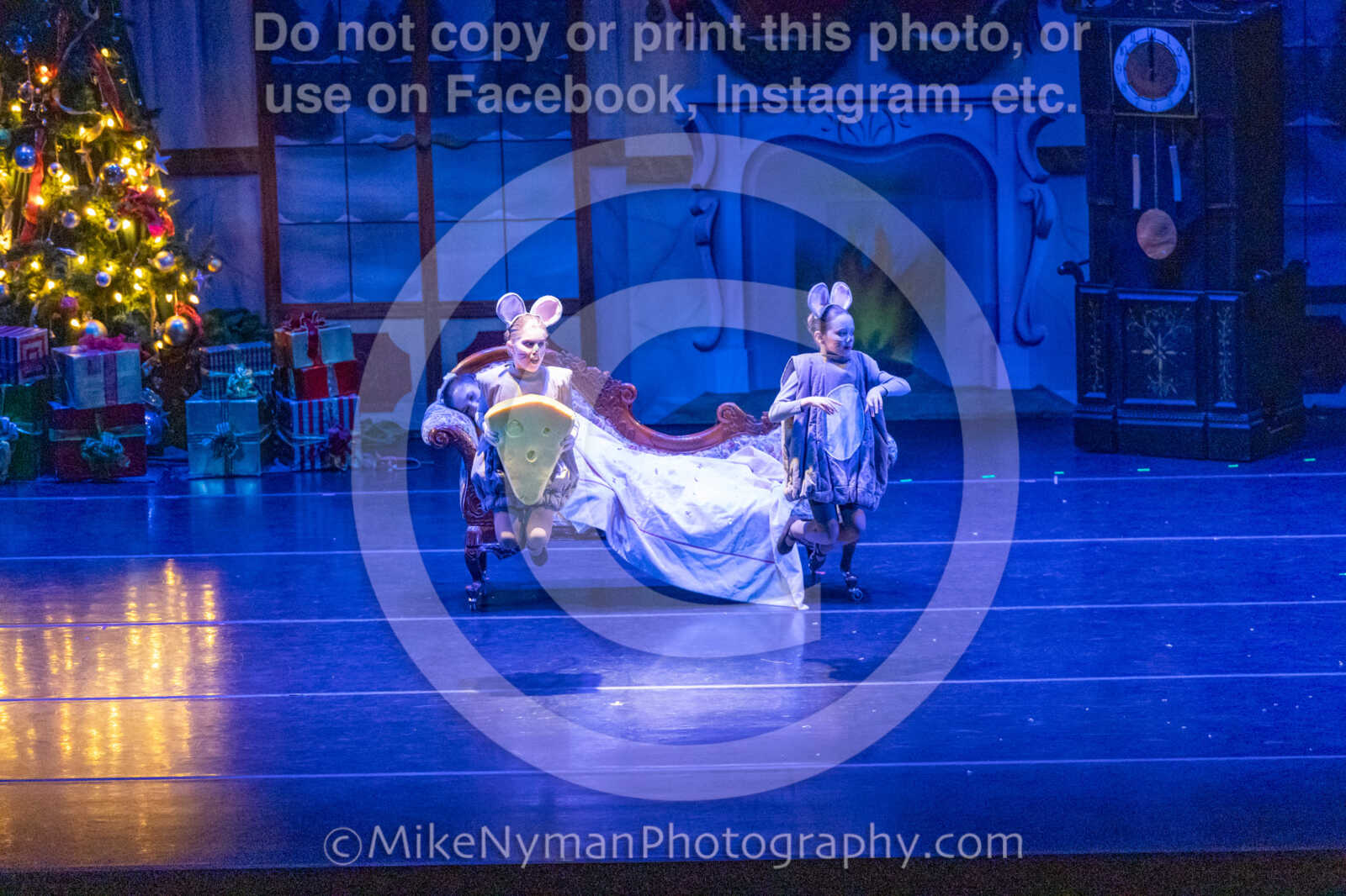 20251129193245-R62-130087