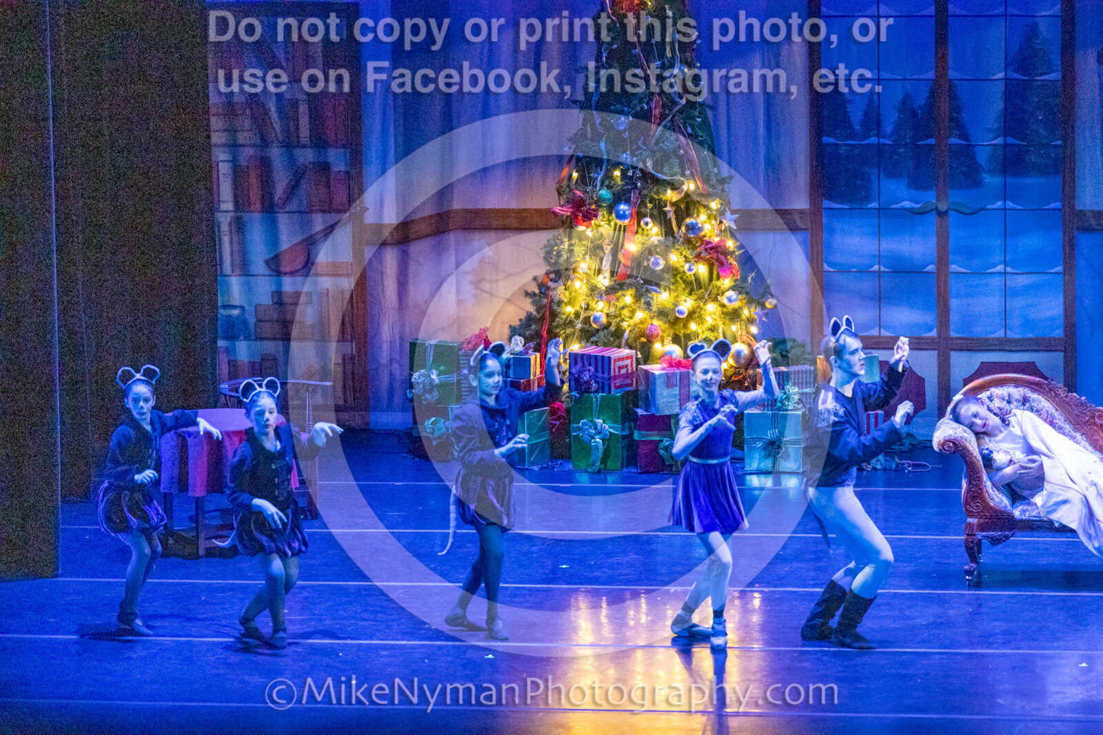 20251129193254-R62-130095