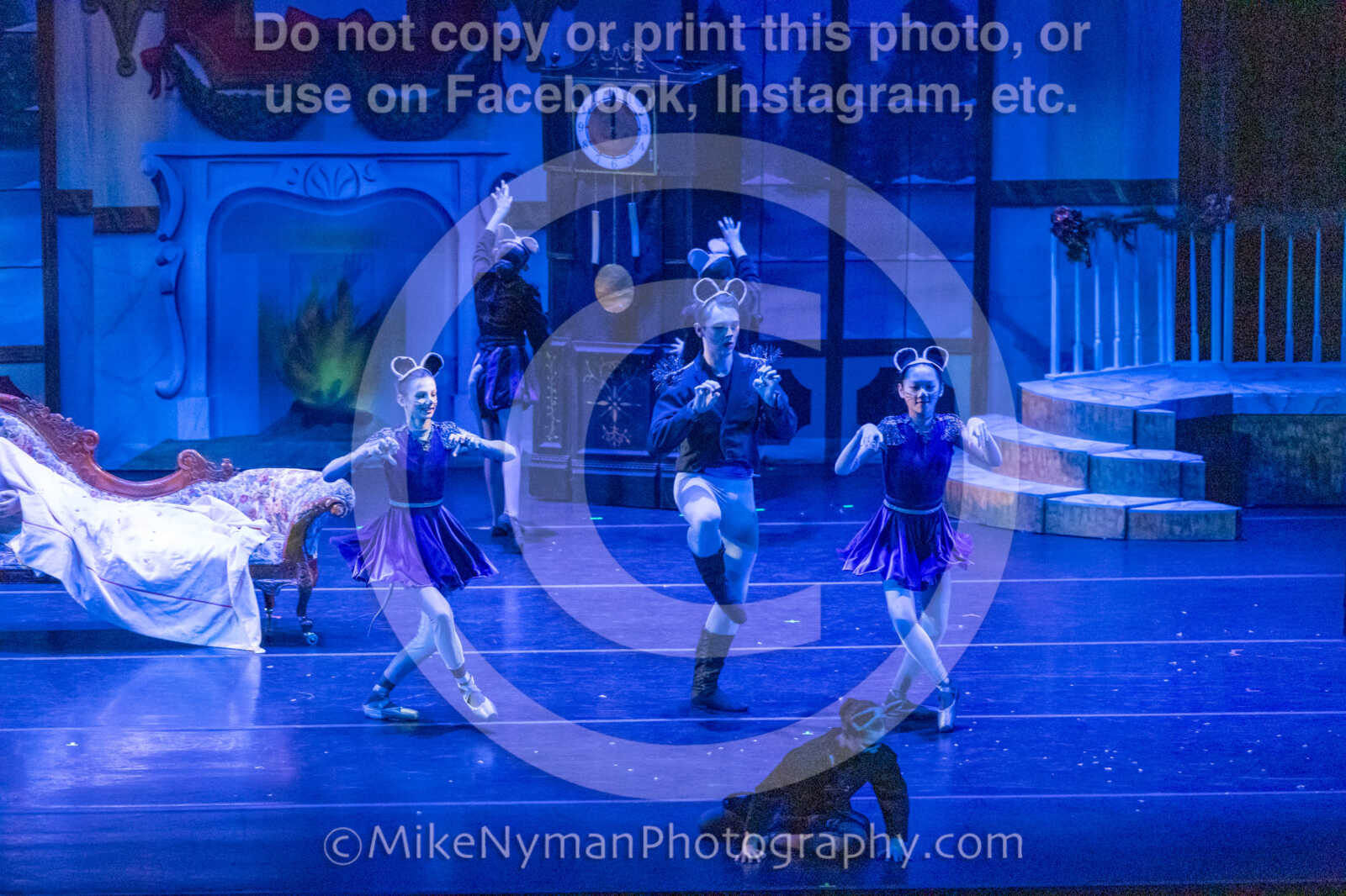 20251129193300-R62-130101