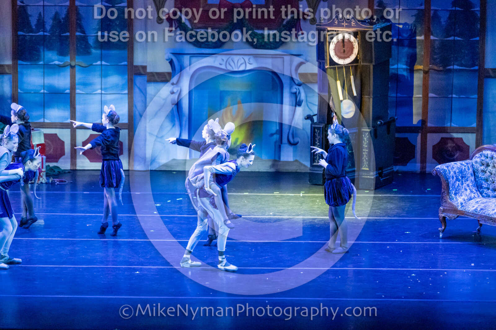 20251129193348-R62-130142