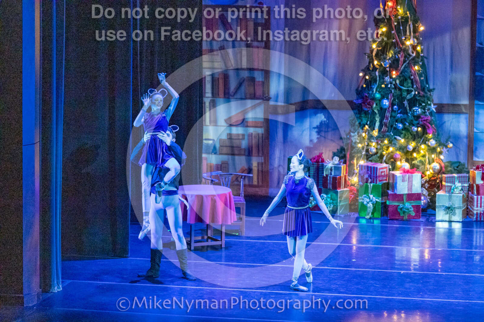 20251129193424-R62-130181