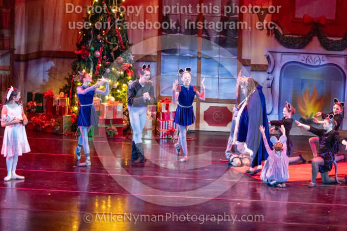 20251129193456-R62-130197