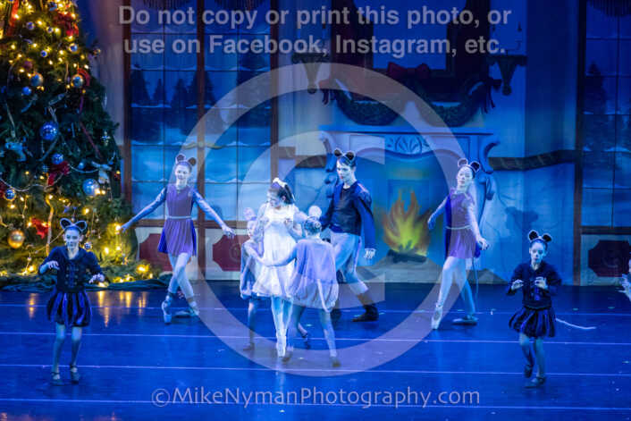 20251129193604-R62-130233