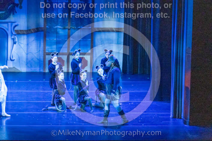 20251129193624-R62-130253