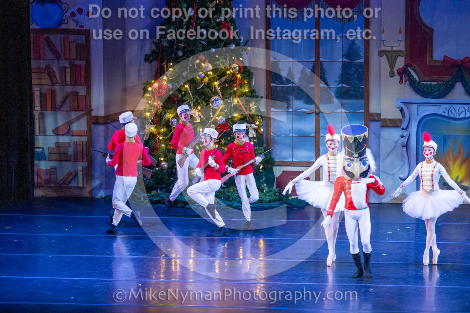 20251129193657-R62-130279