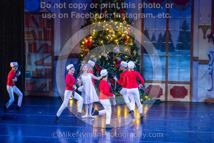 20251129193720-R62-130296