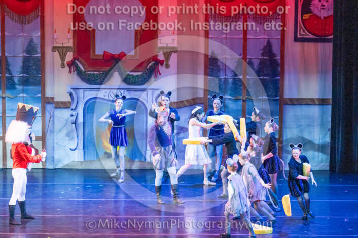 20251129193933-R62-130395