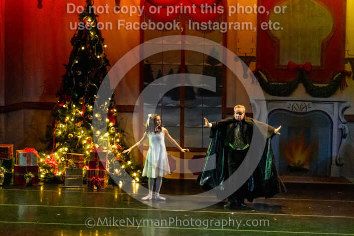 20251220183525-EQ7A0780