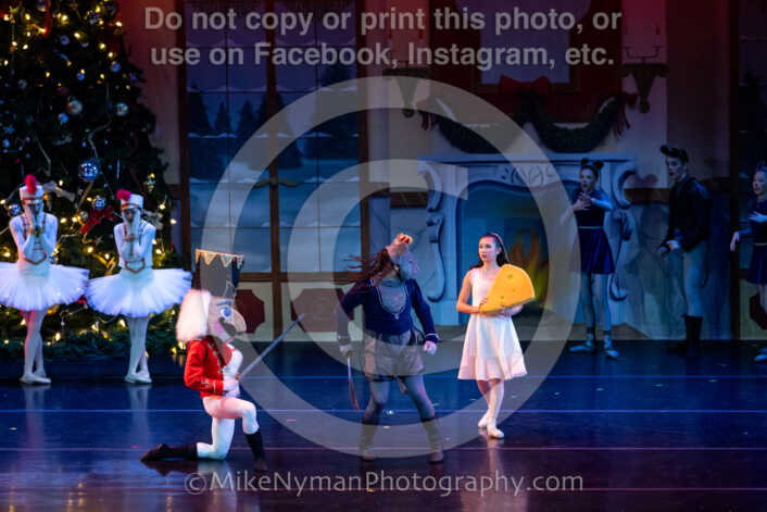 20251220183924-EQ7A0920