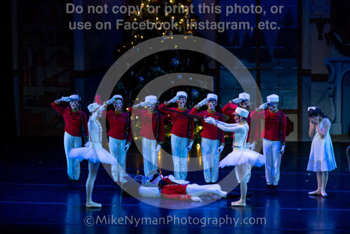 20251220183953-EQ7A0924