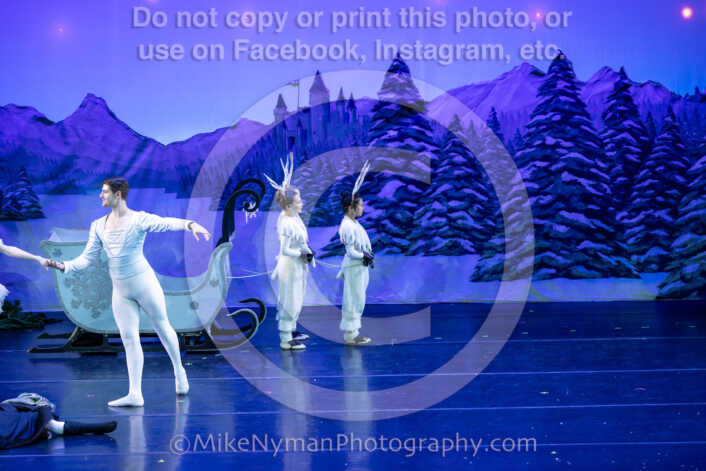 20251129194156-R62-130463