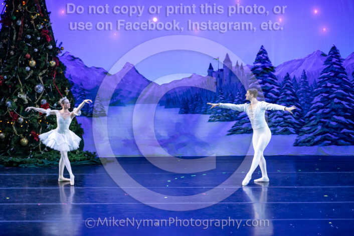 20251129194230-R62-130484