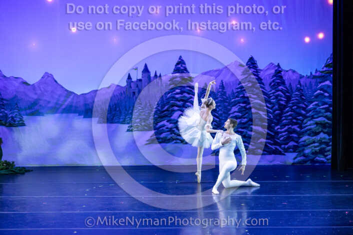 20251129194405-R62-130580