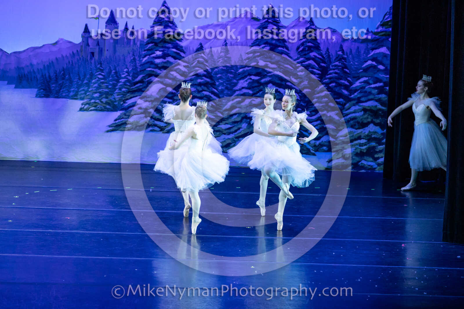 20251129194548-R62-130653