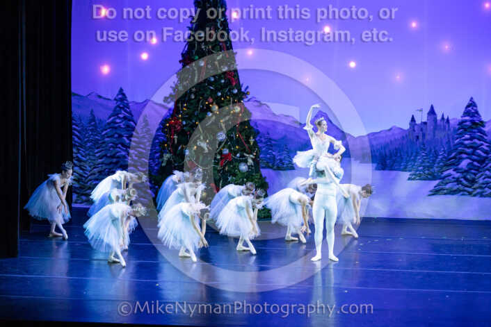 20251129194817-R62-130784