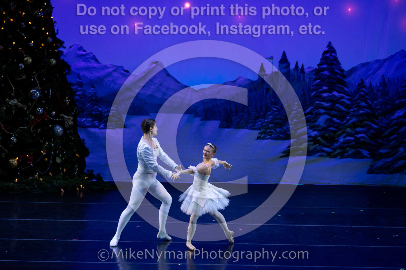 20251220184255-EQ7A1003