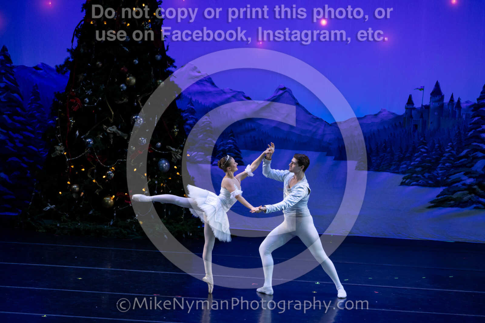 20251220184328-EQ7A1021