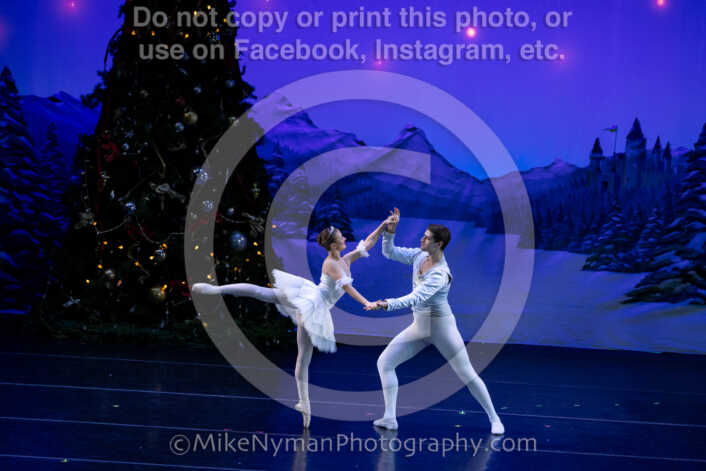 20251220184328-EQ7A1021