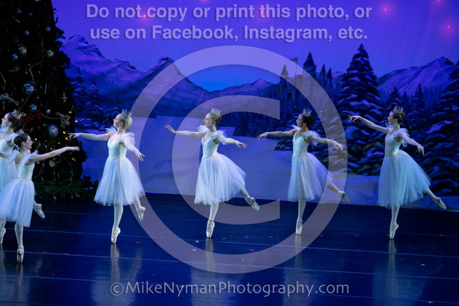 20251220184510-EQ7A1057