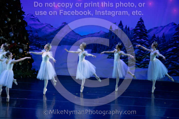 20251220184510-EQ7A1057