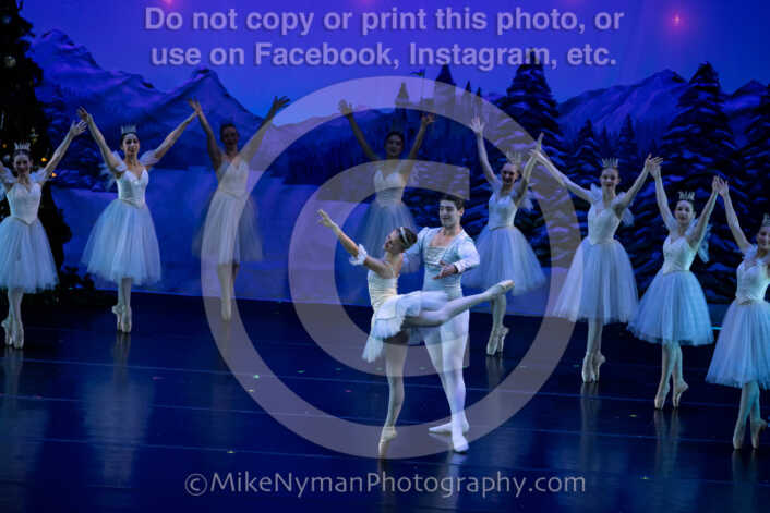 20251220184638-EQ7A1078