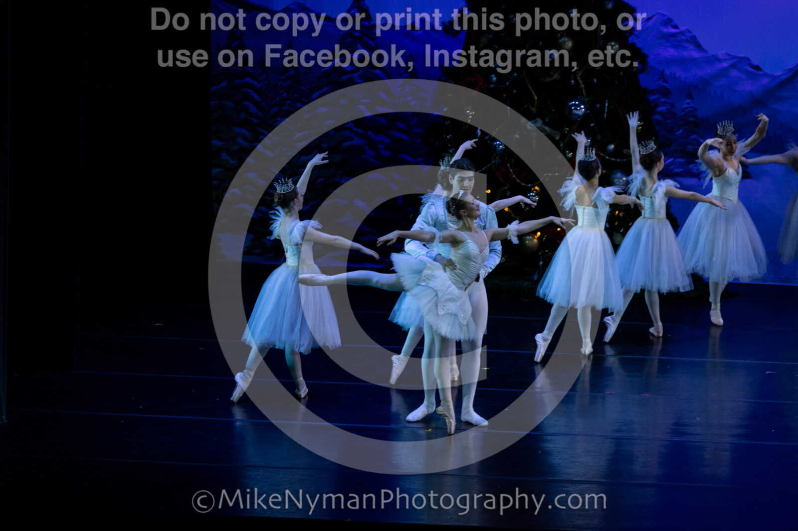 20251220184643-EQ7A1083