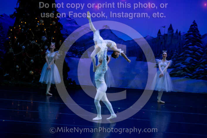 20251220184724-EQ7A1125