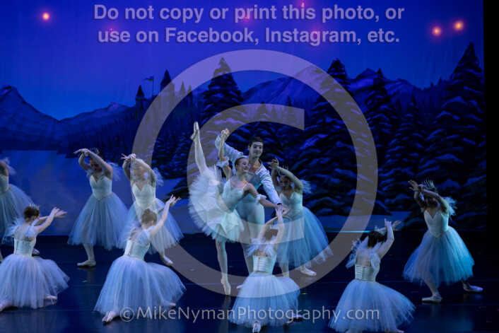 20251220184817-EQ7A1166