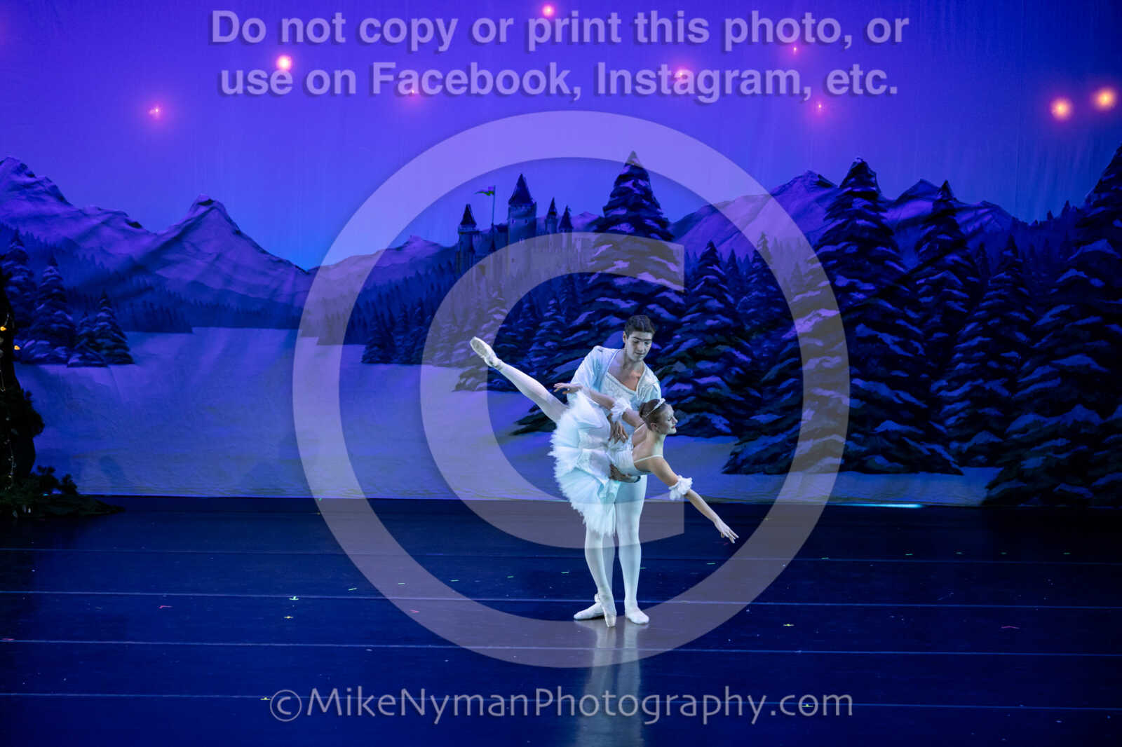 20251220184854-EQ7A1197