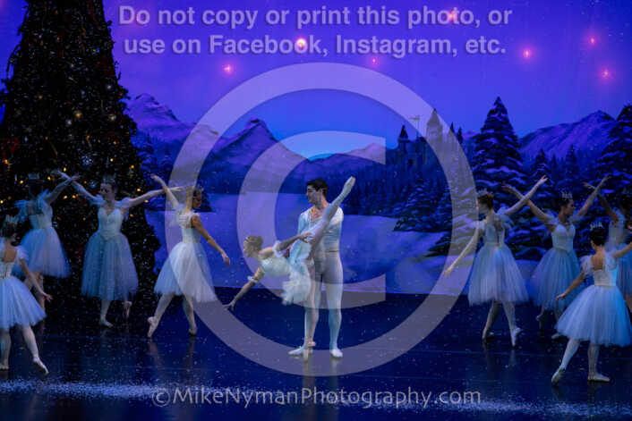 20251220184912-EQ7A1227