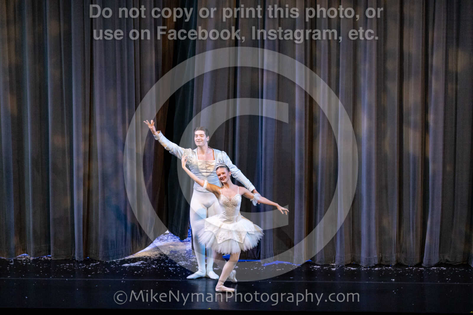 20251220185015-EQ7A1288