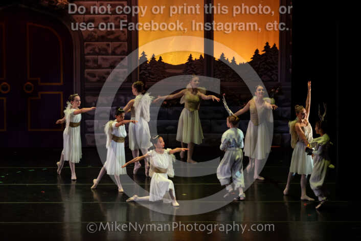 20251129141604-R3-592231