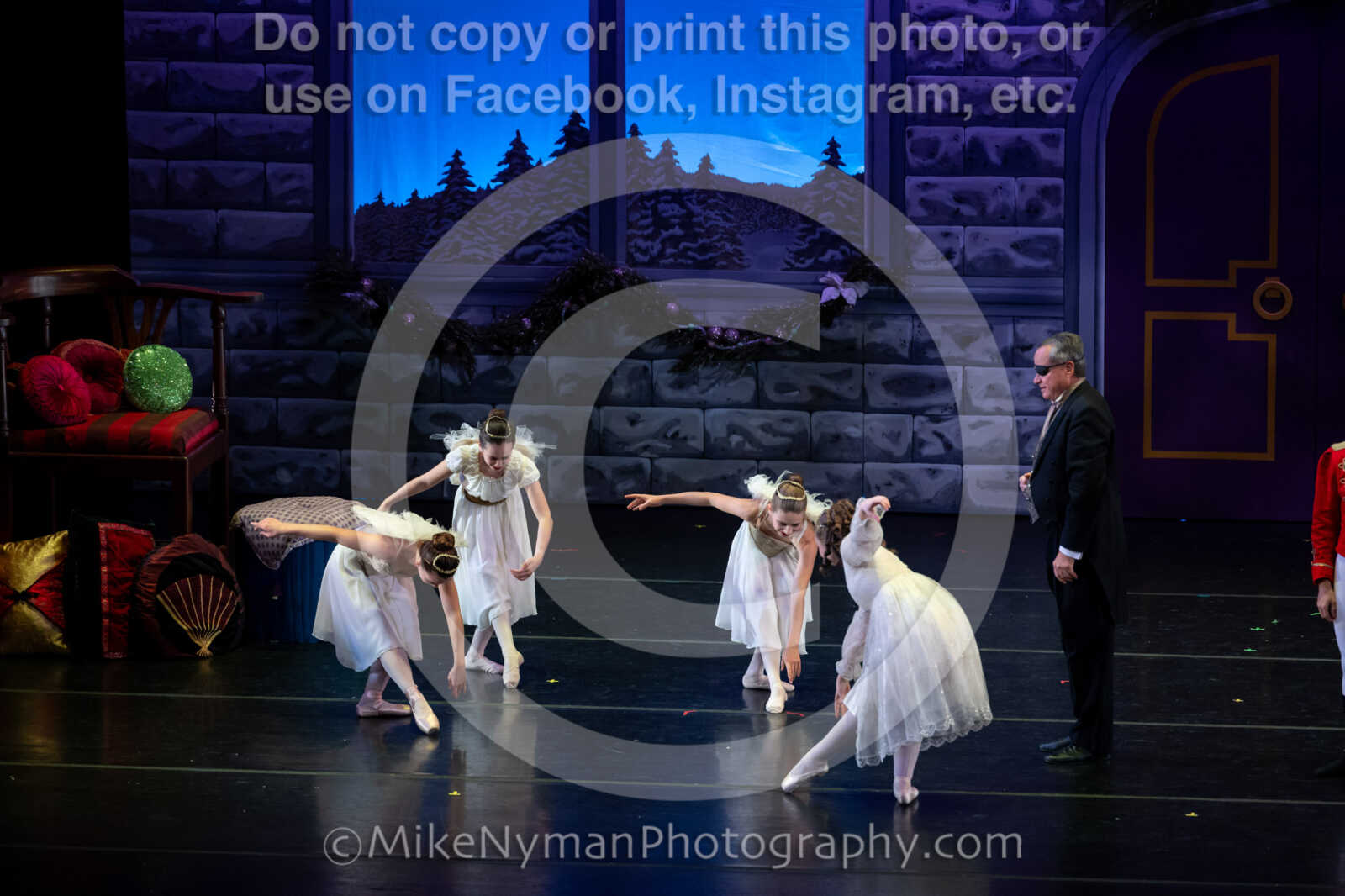 20251129141808-R3-592315