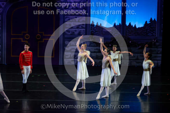 20251129141814-R3-592319