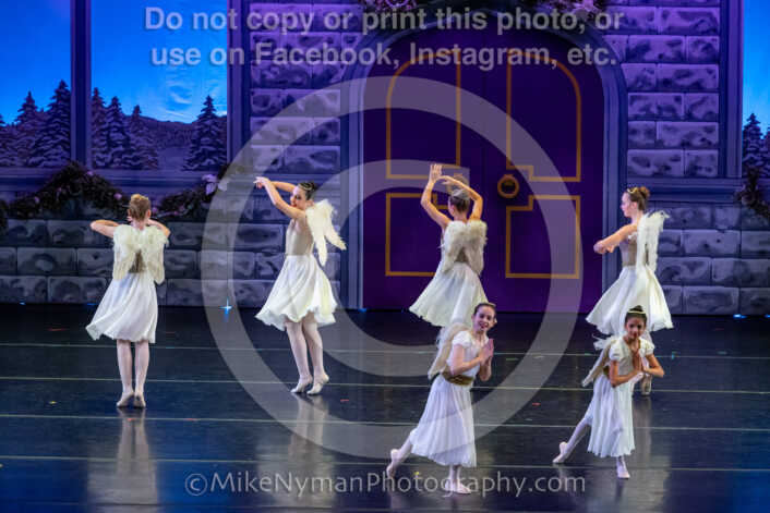 20251129201216-R62-130842