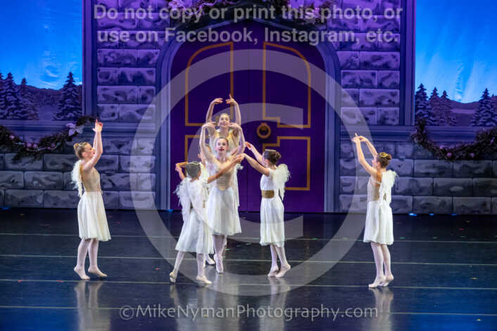 20251129201230-R62-130854