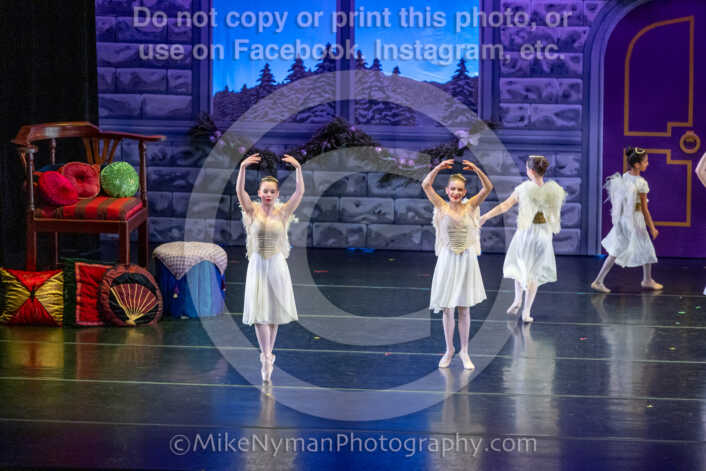 20251129201243-R62-130874