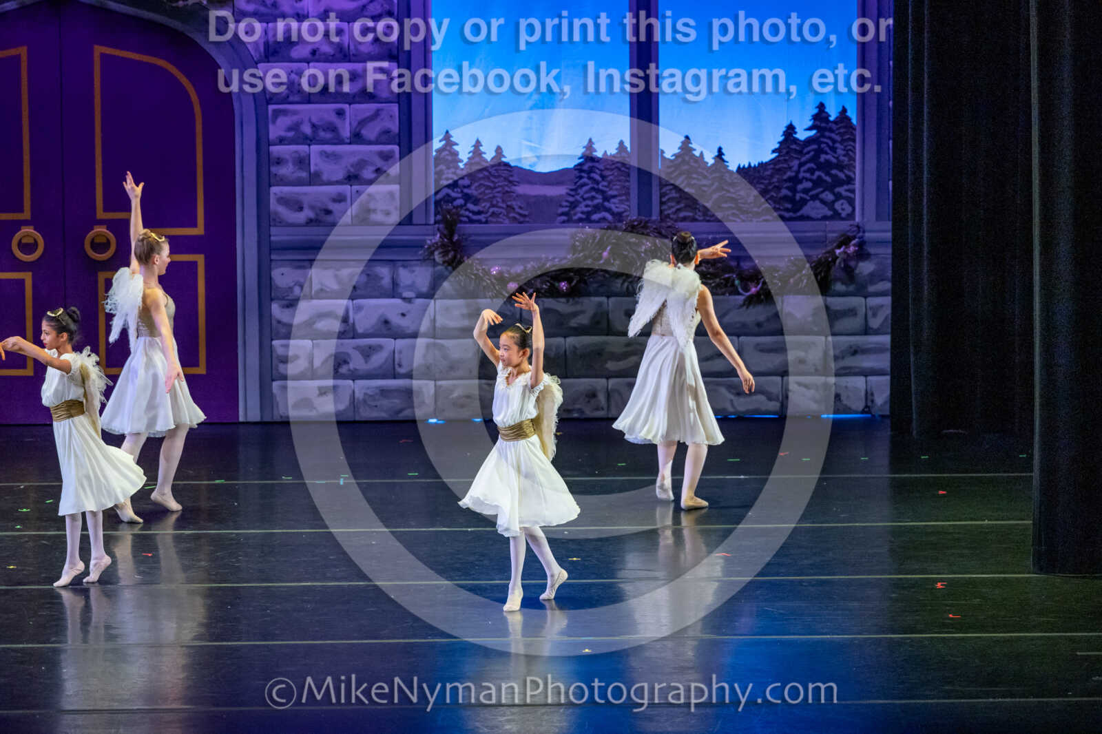 20251129201250-R62-130883